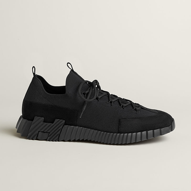 HERMÉS - ALL BLACK Lift slip-on