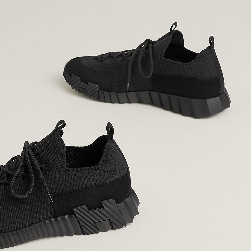 HERMÉS - ALL BLACK Lift slip-on