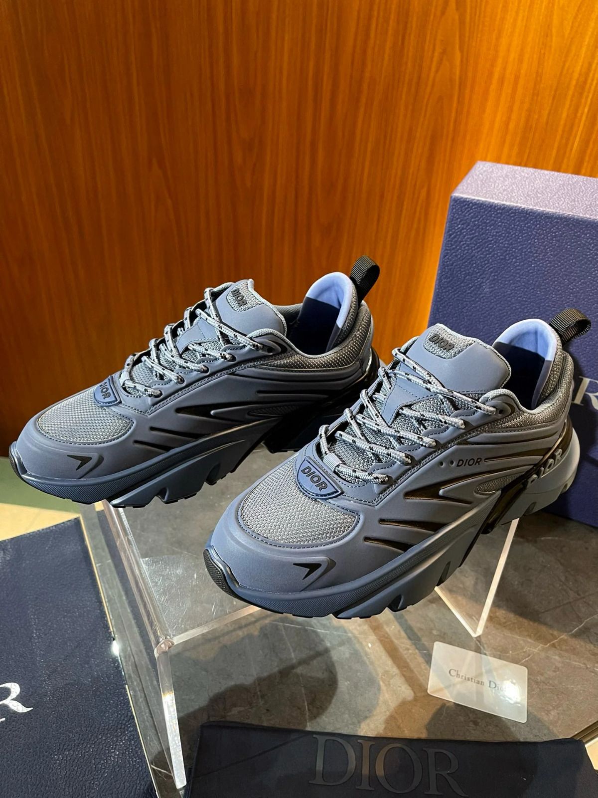 SNEAKER DIOR B44 BLADE A MAILLE GRIS