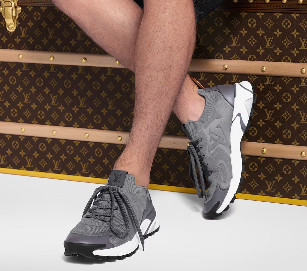 Sneaker LV Runner Tatic