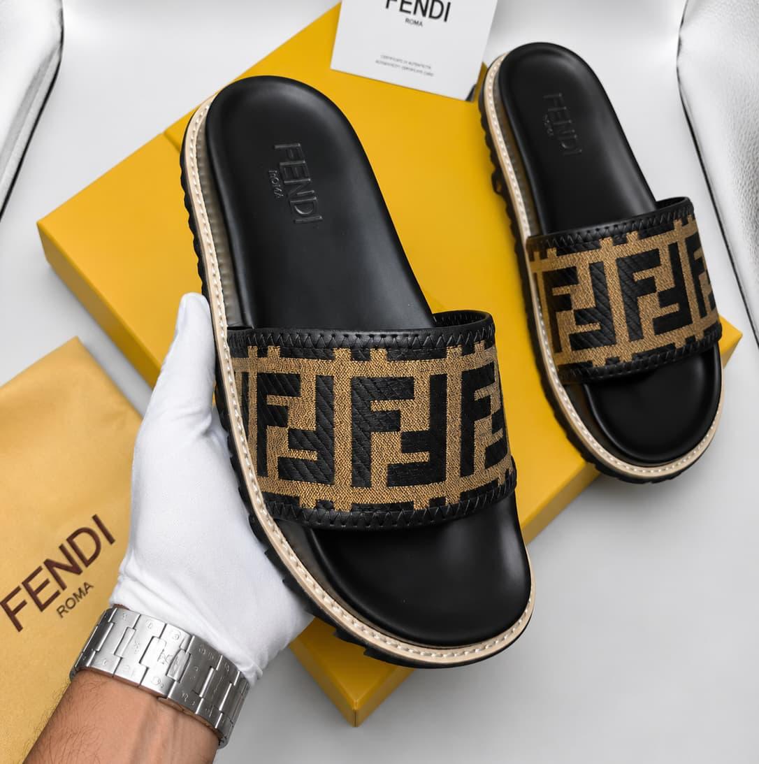 Sandales FENDI