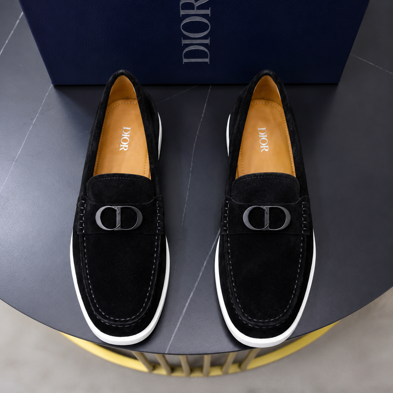 Dior Granville Loafer
Navy Noir Suede